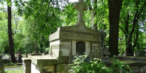 Grób Heleny Modrzejewskiej na cmentarzu Rakowickim w Krakowie.