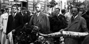 Uroczystości pogrzebowe prezesa klubu sportowego Cracovia Edwarda Cetnarowskiego w Krakowie we wrześniu 1933 r.