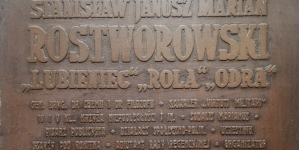 Tablica ku czci Gen. Stanisława Rostworowskiego w Katedrze Polowej WP w Warszawie.