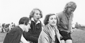 Lekkoatletyczne mistrzostwa Polski w konkurencji kobiet w Krakowie w lipcu 1937 roku.