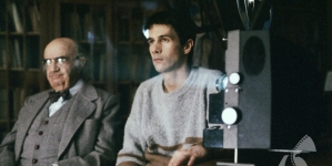 Aleksander Bardini i Lothaire Bluteau w filmie Krzysztofa Zanussiego "Dotknięcie ręki" z 1992 roku.