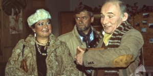 Scena z filmu Filipa Bajona "Bal na dworcu w Koluszkach" z 1989 roku.