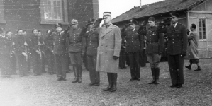 Wizyta gen. Władysława Sikorskiego w centrum szkoleniowym Polskich Sił Powietrznych w Bron 27.03.1940 r.