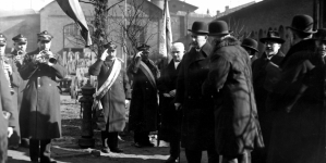 Wizyta ministra komunikacji inżyniera Pawła Romockiego w warsztatach kolejowych w Bydgoszczy w marcu 1928 r.