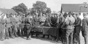 Egzamin ze strzelania w Szkole Podoficerów Zawodowych Kawalerii 8.06.1927 r.