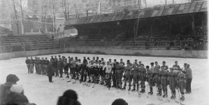 Otwarcie międzynarodowego turnieju hokeja na lodzie w Krynicy w styczniu 1933 r.