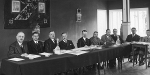 Prezydium zjazdu turystyczno-uzdrowiskowego w Jaremczu w 1934 roku.