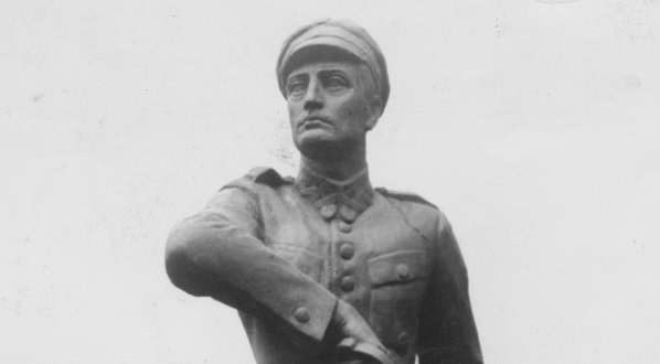  Pomnik pułkownika Leopolda Lisa-Kuli autorstwa artysty rzeźbiarza Edwarda Wittiga przeznaczony dla Rzeszowa.  