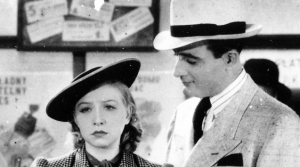  Jadwiga Andrzejewska i Jan Kreczmar w filmie Eugeniusza Cękalskiego "Strachy" z 1938 roku.  