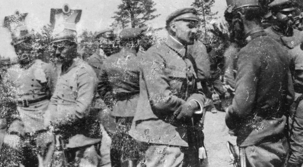  Spotkanie oficerów Komendy Legionów Polskich z oficerami I Brygady koło Kowla sierpniu 1916 r.  