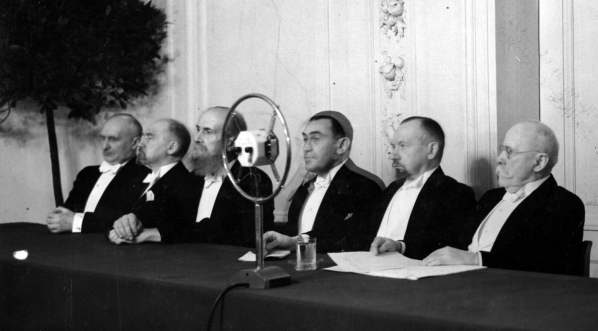  Doroczne posiedzenie Polskiej Akademii Literatury w listopadzie 1935 rok.  