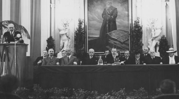  Obóz Zjednoczenia Narodowego w Warszawie - zebranie organizacyjne okręgu Warszawa-Śródmieście 31.05.1937 r.  