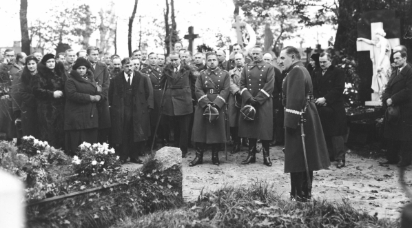  Uczczenie pamięci majora Albina Fleszara w Warszawie 4.11.1932 r.  